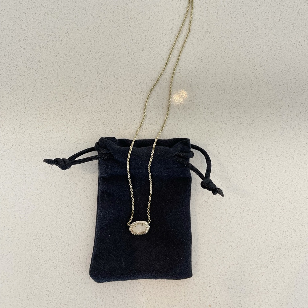 Kendra Scott Necklace